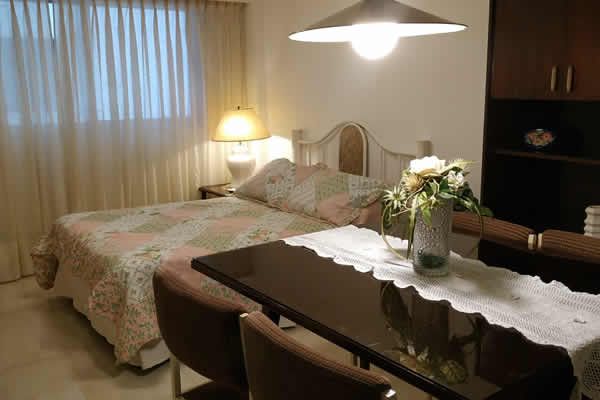 Monoambiente en alquiler o alquiler temporario, Retiro, Juncal y Esmeralda